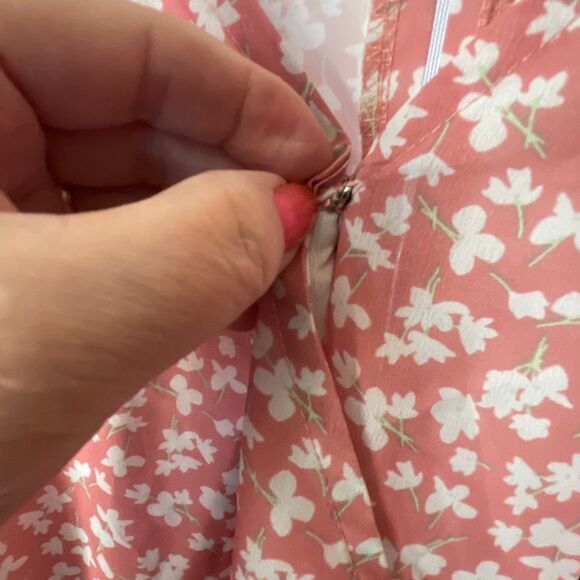 NWT J.NNA size 2X jumpsuit Romper floral bell sleeves lace. - Picture 4 of 16